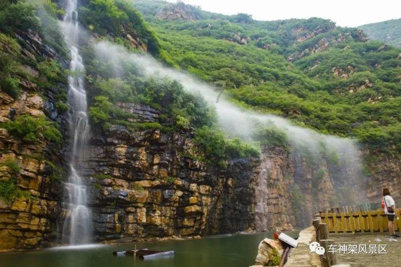 小鹏X9未来感比例姿态，“方盒子”造型霸气酷炫