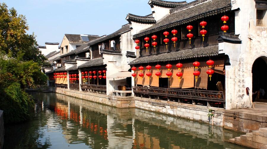 受邀出席